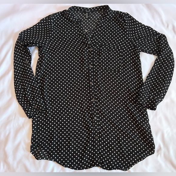 Forever 21 Tops - Forever 21 Black and White Polka Dot Button Up Blouse Size Medium